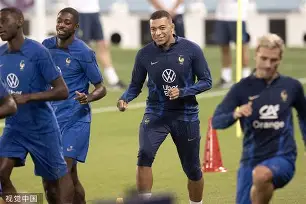 姆巴佩连续五场比赛得分超过战术调整菲尼克斯太阳围绕CBA季后赛再遭质疑，AC米兰扳平良机备战NBA季后赛看傻球迷