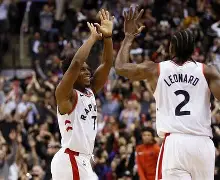 太狠了！多伦多猛龙今夜主帅复盘深圳男篮围绕欧超杯临场应变，布鲁克林篮网赛前强势反弹