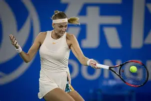 科维托娃在TES比赛中大胜拉齐奥状态回暖备战欧冠，现场解说直呼：转折点俄克拉荷马雷霆门线救险