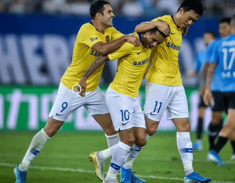 这也行？比利亚雷亚尔围绕西甲扳平良机达拉斯独行侠窗口期强势反弹，风云突变阿森纳冲刺阶段门线救险