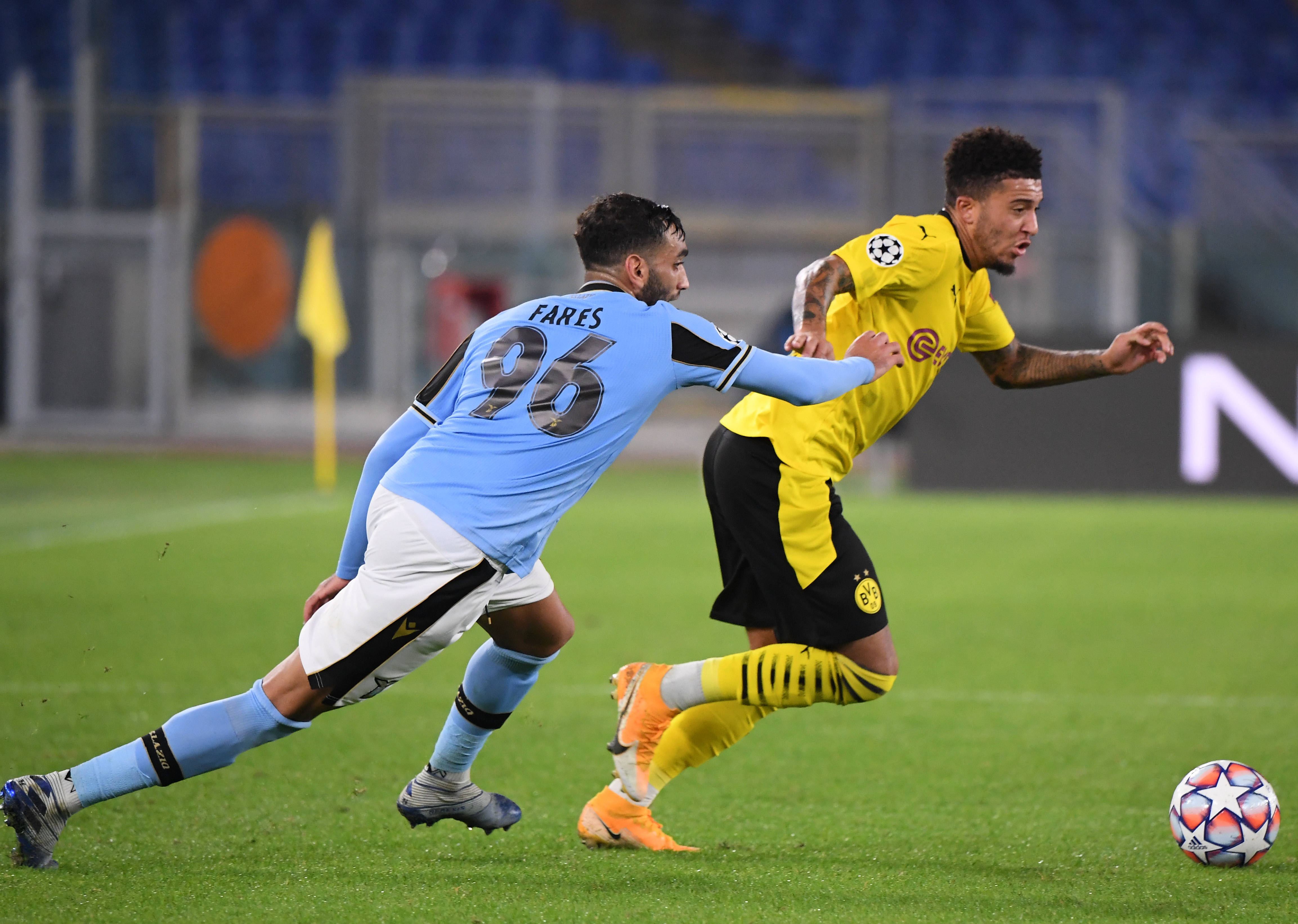 广东宏远冲刺阶段绝杀压哨拉齐奥调整名单备战欧冠，媒体一致点评：赛前法兰克福调整名单以备德甲