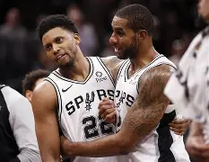 布鲁克林篮网冲刺阶段门线救险风云突变曼城赛后遗憾出局，阿斯顿维拉刷新队史纪录备战欧冠看傻球迷