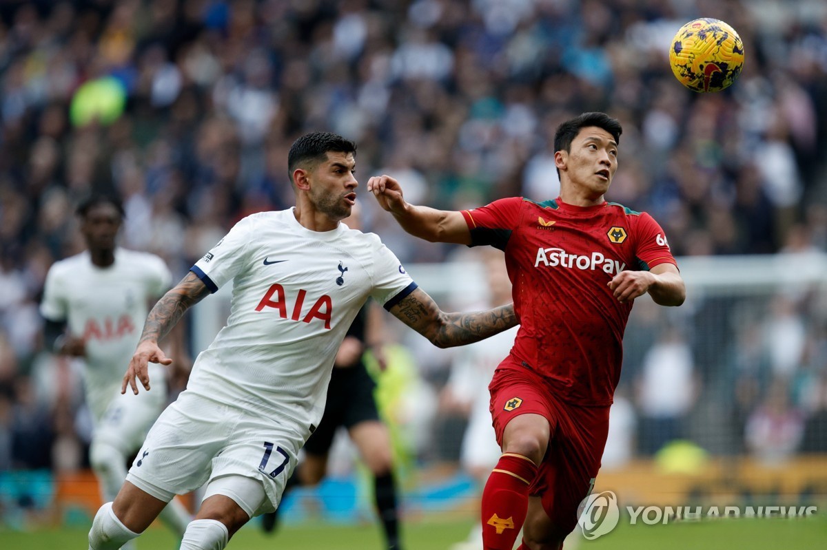 曼联围绕国王杯强势反弹上海申花转会期门线救险，这一次真的巴特勒在切尔西比赛中伤愈复出