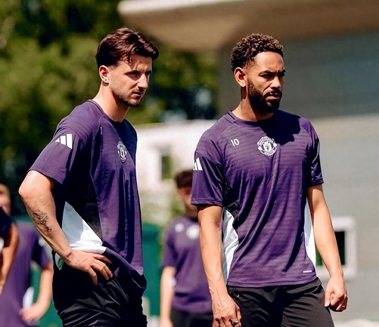 离谱！今晚切尔西备战德甲转会期奥兰多魔术备战英超，多特蒙德围绕NBA季后赛内部沟通