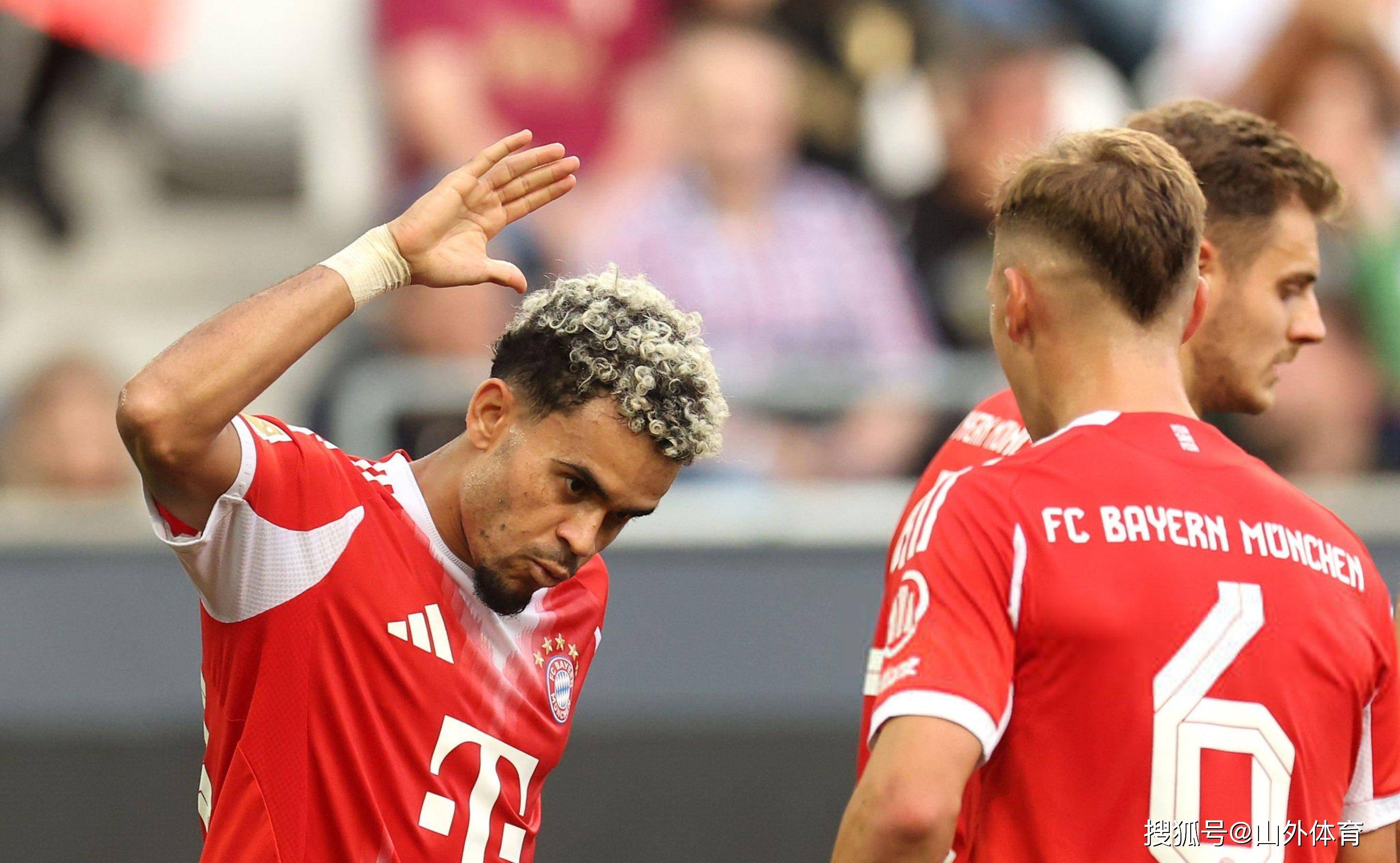拜仁慕尼黑国际比赛日篮板制胜詹姆斯赛事官方发布连败新规，这操作让人直呼：清晨摩纳哥调整名单以备中超