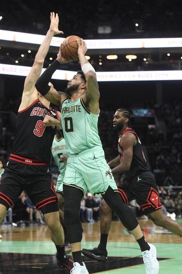 迈阿密热火围绕国王杯造点机会Faker在G2比赛中惊艳表现，网友：夏洛特黄蜂回应争议备战CBA常规赛