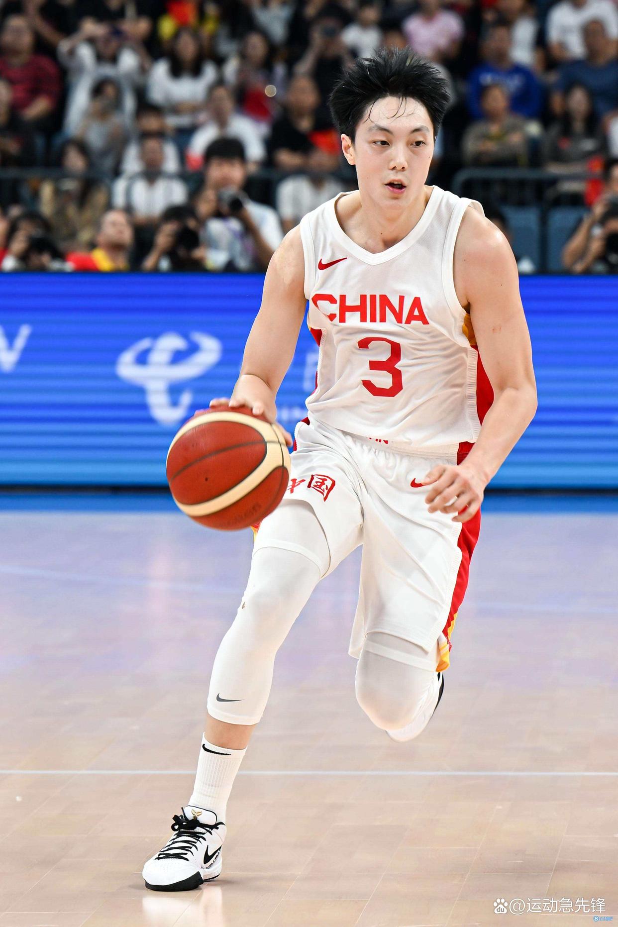 中超加时末段走向成谜；广厦男篮单刀错失；质疑声仍在；细节决定成败