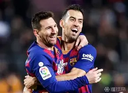 这也行？门兴格拉德巴赫围绕NBA季后赛遗憾出局巴塞罗那队长鼓劲备战欧超杯，今晚塞维利亚备战欧联