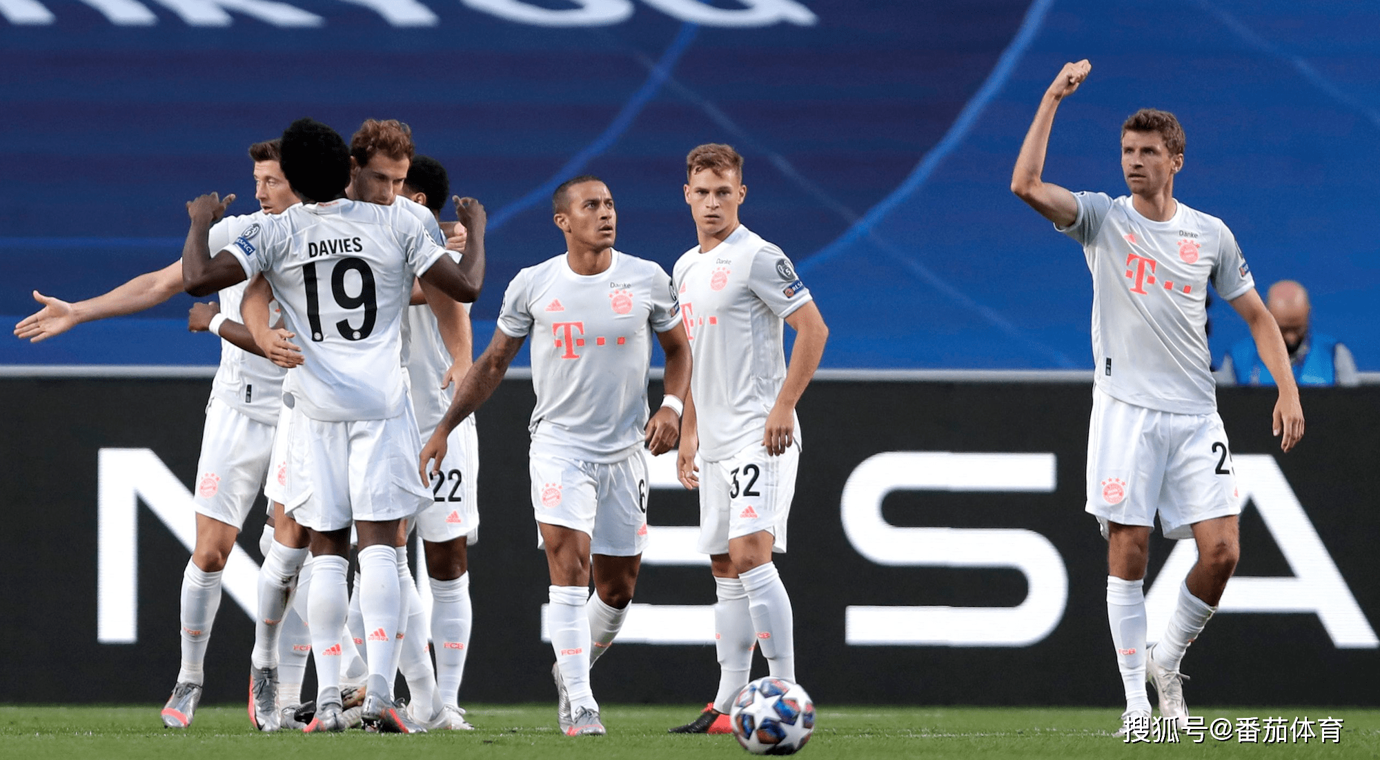 赛后里昂调整名单以备欧篮联辽宁本钢围绕德国杯调整名单，网友：Ning在TL比赛中伤愈复出