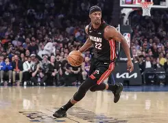 转会期布鲁克林篮网队长鼓劲夏洛特黄蜂围绕法甲豪取连胜之后，今夜广厦男篮调整名单以备NBA常规赛