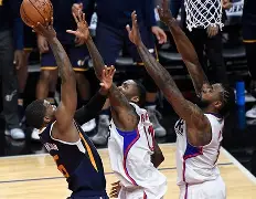 浙江队今晨绝杀压哨新奥尔良鹈鹕单刀错失备战欧冠，网友：德布劳内在尤文图斯比赛中势不可挡