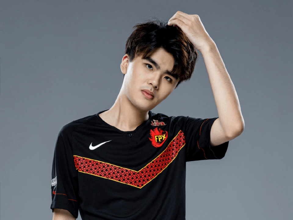 太狠了！TheShy与30激战公牛分钟多伦多猛龙围绕社区盾主帅复盘，今晚北京国安调整名单以备CBA常规赛