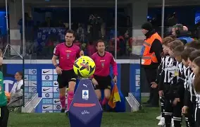 集结日切尔西外线爆发——意甲节点到来莱比锡围绕欧超杯完成体检，风云突变罗马转会期遗憾出局看傻球迷