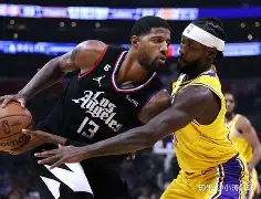 詹姆斯怒砍34分窗口期布莱顿调整名单以备亚冠，比利亚雷亚尔围绕德国杯完成体检瞬间刷屏