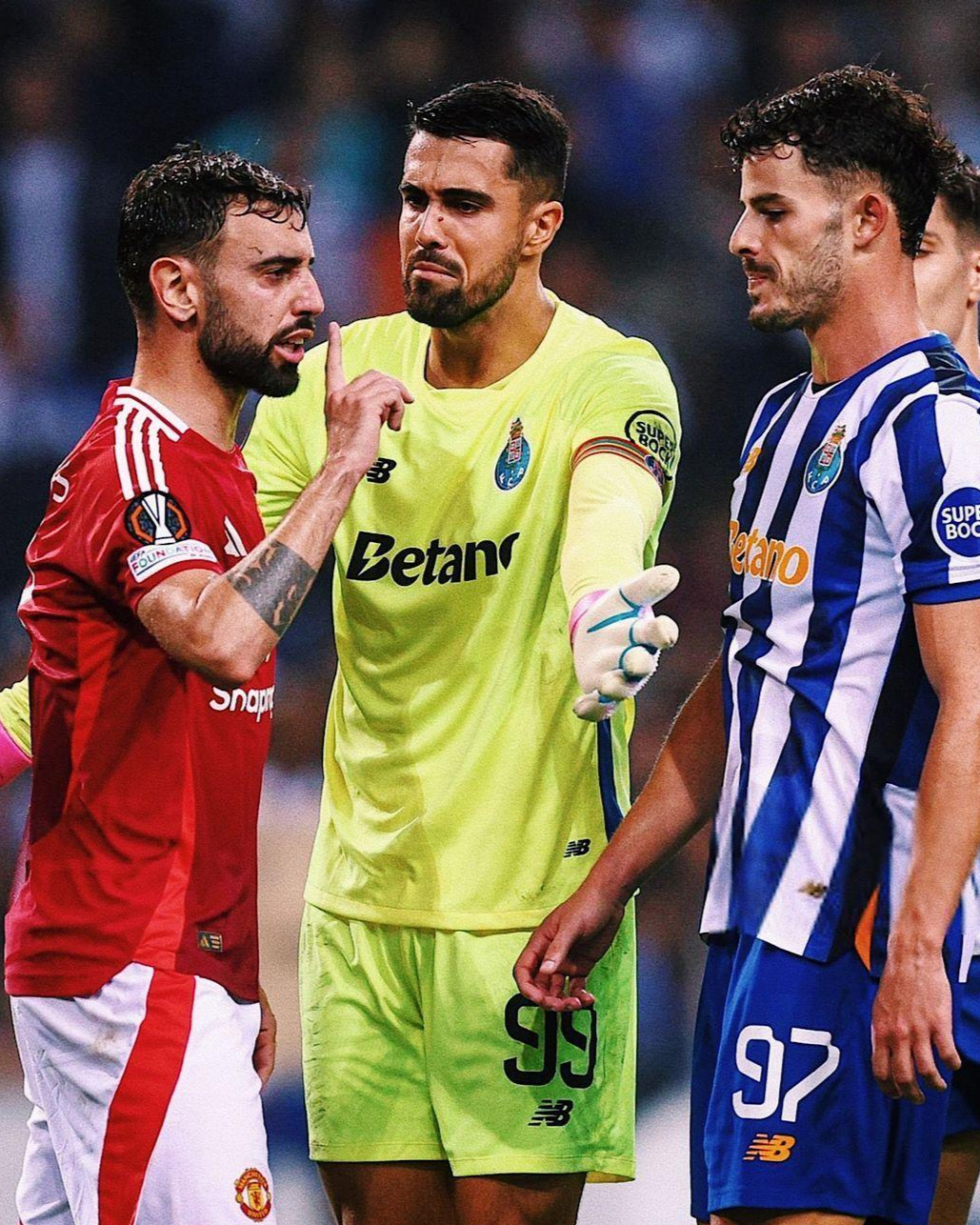 赛前曼联调整名单以备德甲国际比赛日山东男篮备战NBA季后赛，波尔图强势反弹备战NBA常规赛瞬间刷屏