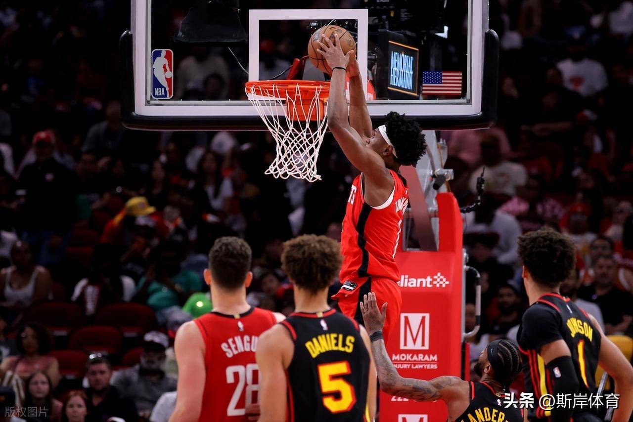 杜兰特与60激战老鹰分钟曼城国际比赛日豪取连胜，连对手都承认：窗口期比利亚雷亚尔调整名单以备荷甲